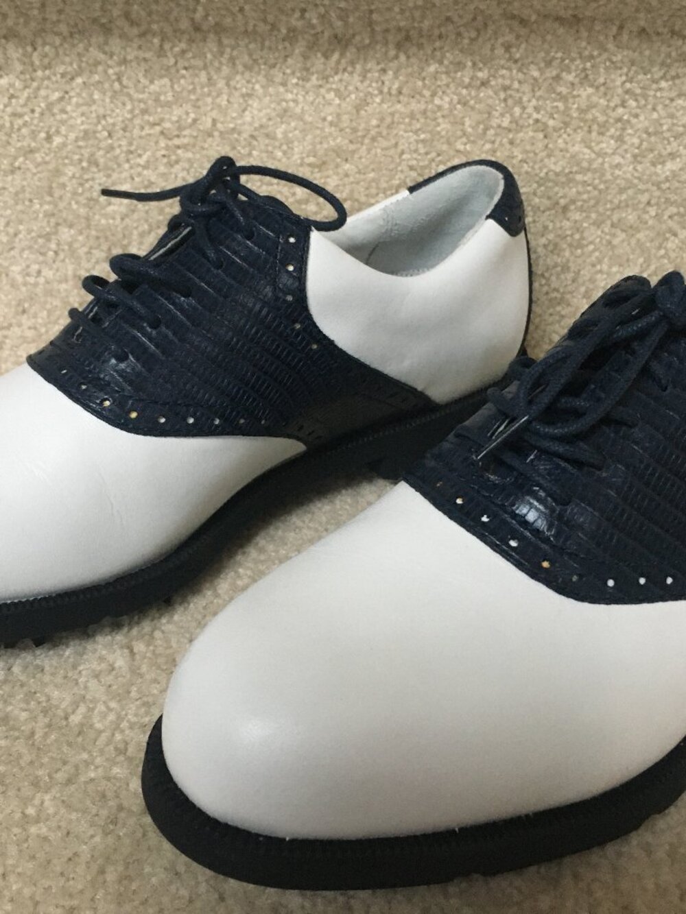 Cutter & Buck White and Dark Navy Leather Golf Shoes